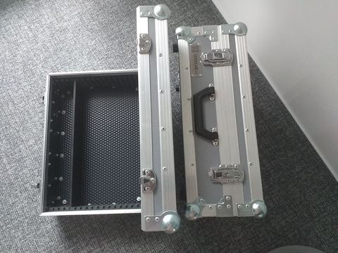 Flight case na nářadí — fotka 4